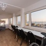 Skyhostel