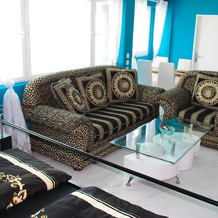 Skyhostel
