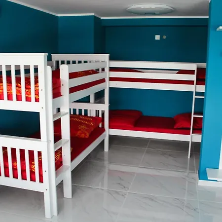 Skyhostel Hostel Φριντρισχάφεν