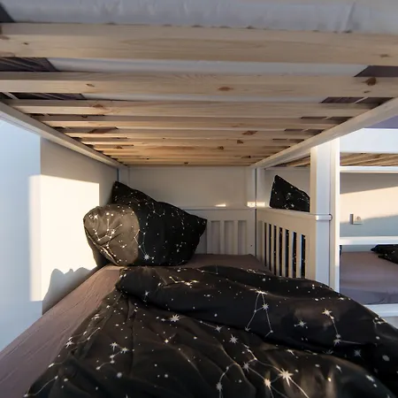 Skyhostel Friedrichshafen