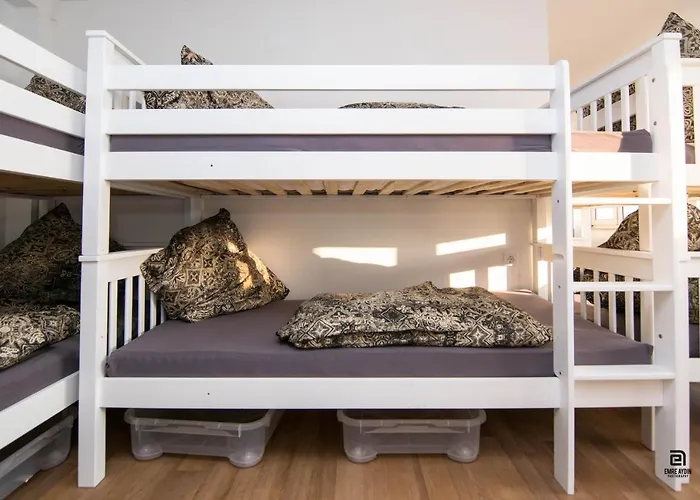 Hostel Skyhostel Friedrichshafen