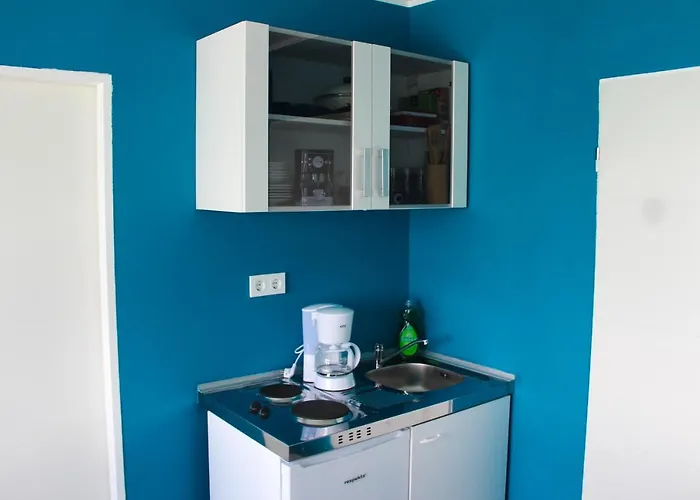 Vandrarhem Skyhostel *